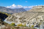 Widok na Dhaulagiri znad Jhong Khola